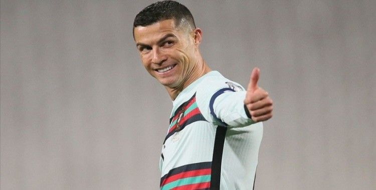 Ronaldo Portekiz Milli Takımı'nın kaptanı olmaya devam edecek