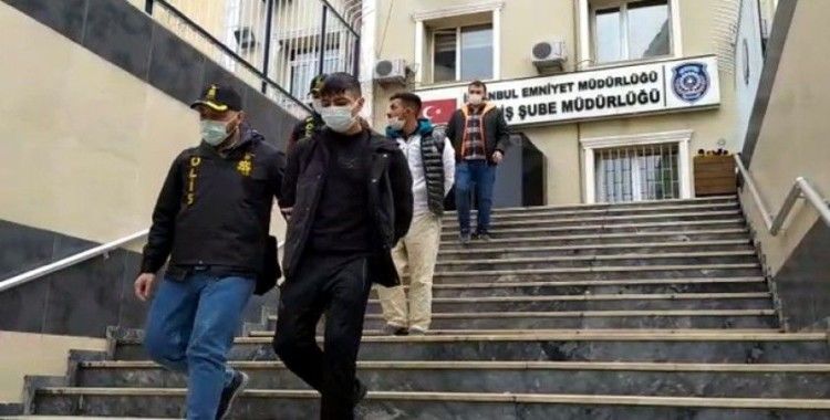  Esenyurt ve Eyüpsultan’da evlere giren hırsızlar, kıskıvrak polise yakalandı