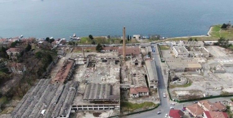 Beykoz'un sembolik değerlerinden Paşabahçe cam fabrikasının son hali havadan görüntülendi