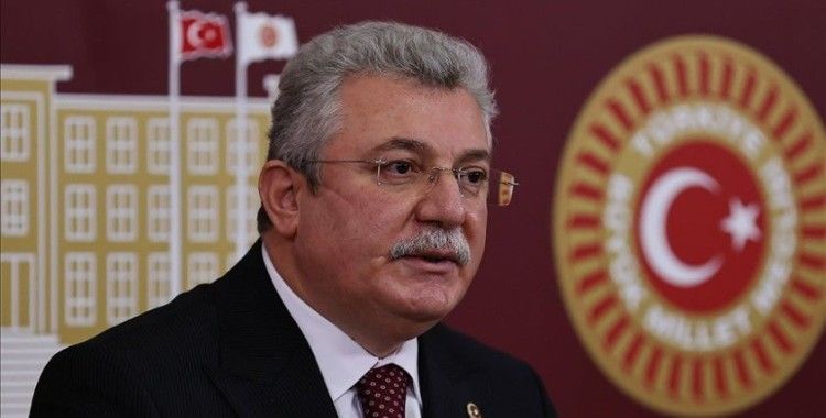 AK Parti'li Akbaşoğlu'ndan TBMM Başkanvekili Akar'ın kanun teklifi görüşmelerindeki tutumuna tepki