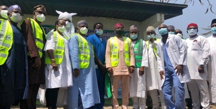 Nijerya'da maaşları ödenmeyen doktorlar süresiz greve başladı