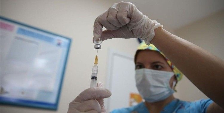 BioNTech aşısı da Sinovac aşısı da ağır hastalığı ve ölümleri engelliyor