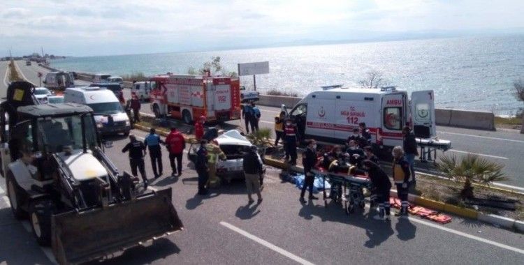 Edremit'te zincirleme kaza: 1 ölü, 3 yaralı