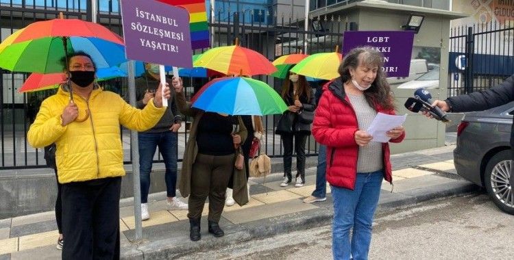 LGBT üyelerinden İYİ Parti lideri Meral Akşener'e teşekkür