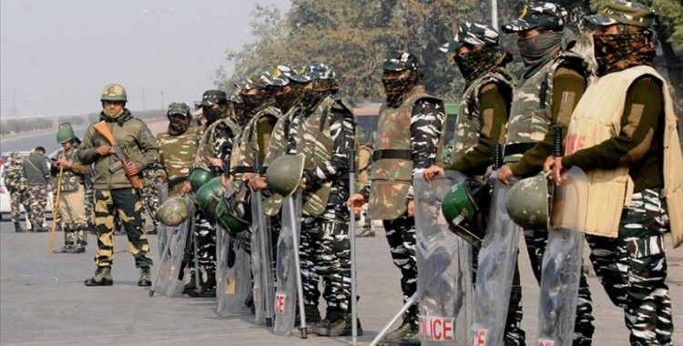 Hindistan'da 10 Arakanlı Müslüman'ın zorla gözaltı merkezine götürüldüğü öne sürüldü