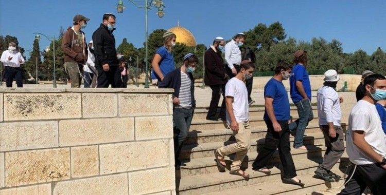 Fanatik Yahudilerin Hamursuz Bayramı'nda Mescid-i Aksa'ya baskınları devam ediyor