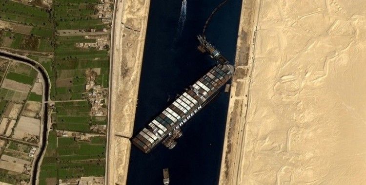 Mısır, yeni kazaları önlemek için Süveyş Kanalı'nı genişletme çalışmaları yürüttüklerini açıkladı