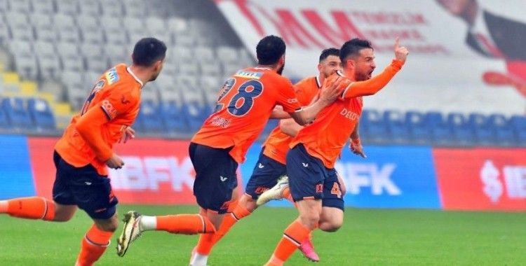 Ömer Ali Şahiner, Başakşehir’de ilk golünü attı