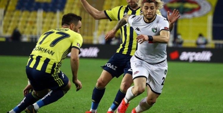 Fenerbahçe sahasında karşılaştığı Denizlispor’u 1-0 mağlup etti