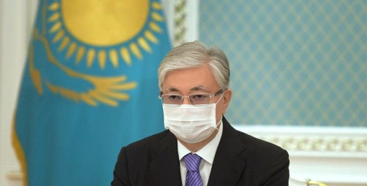 Kazakistan Devlet Başkanı'na Sputnik V aşısı vuruldu