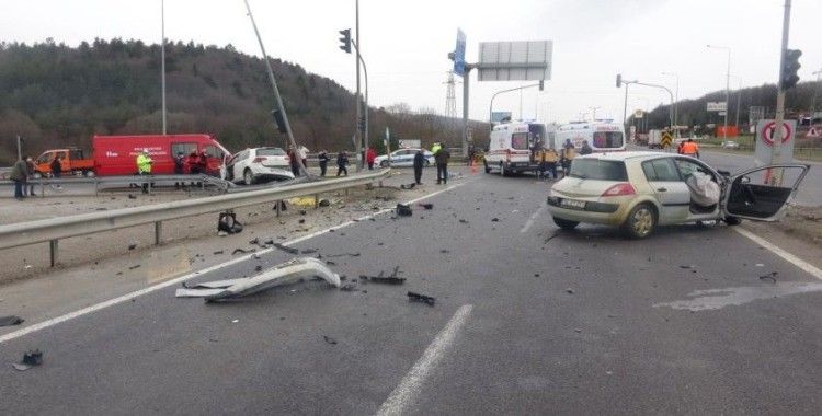 Bolu'da feci kaza: 1 ölü, 3 yaralı