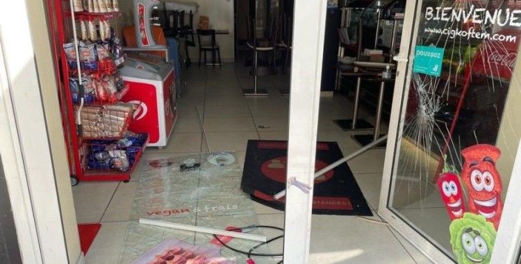 Fransa’da PKK yandaşlarından Türk restoranlarına çirkin saldırı