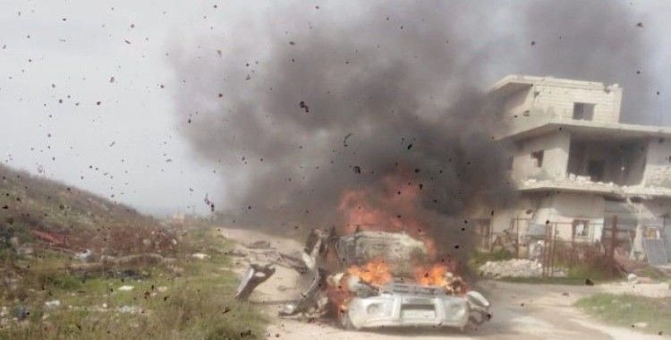 Suriye'de sivil araca füzeli saldırı: 7 ölü, 3 yaralı
