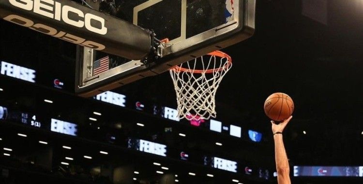 NBA Batı Konferansı'nın zirvesindeki mücadeleyi Suns kazandı