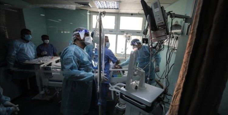 Kovid-19 salgını nedeniyle Gazze’deki hastanelerin yükü giderek artıyor