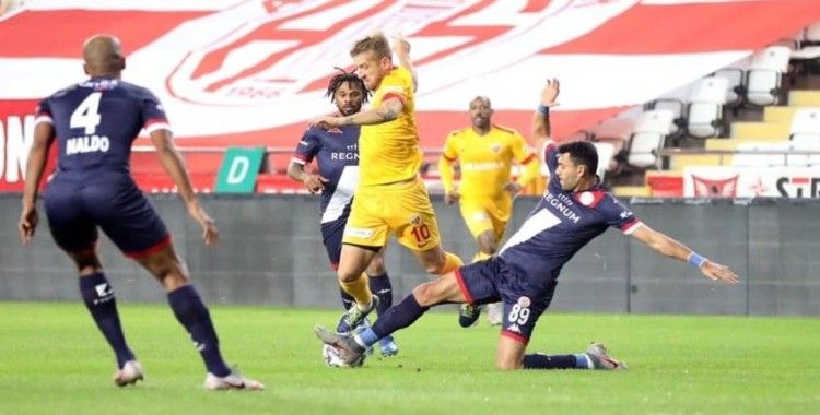 Süper Lig: Galatasaray: 0 - Fatih Karagümrük: 0 (Maç devam ediyor)
