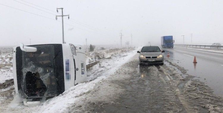 Konya'da 2 tur otobüsü kaza yaptı: 1 ölü, 40'dan fazla yaralı