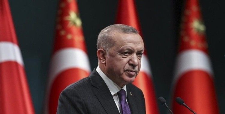 Cumhurbaşkanı Erdoğan, annesi vefat eden Adalet Bakanı Gül'e başsağlığı diledi