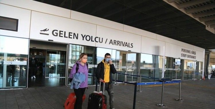 Kremlin'den 'Türkiye'ye seyahat kısıtlaması kararı alınıp alınmayacağı' sorusuna yanıt