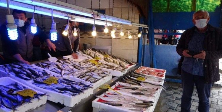Trabzon’da Ramazan’ın ilk günü balığa rağbet yok