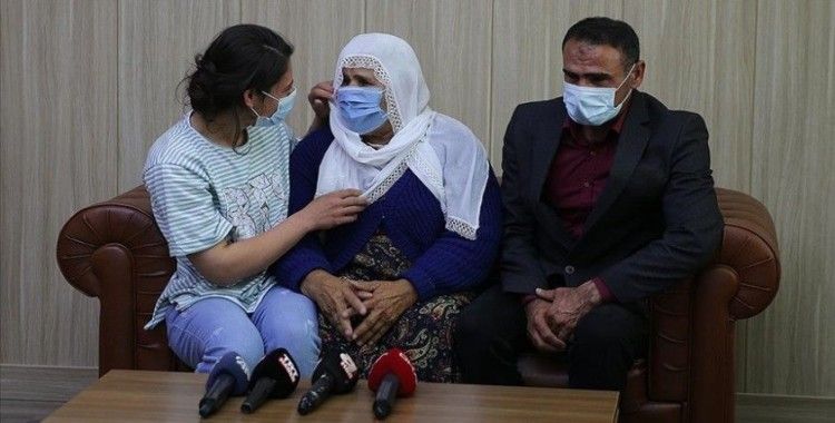 Mardin'de polisin ikna çalışması sonucu teslim olan terörist ailesiyle buluşturuldu