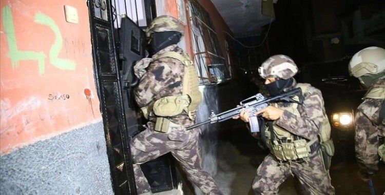 Adana'da terör örgütü PKK/KCK operasyonunda 10 şüpheli yakalandı