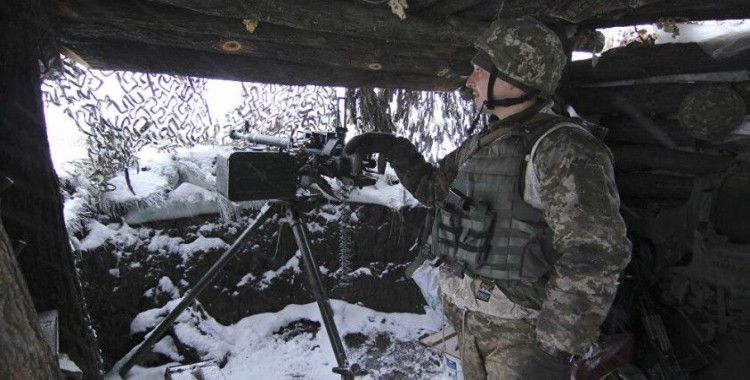 Ukrayna ordusu, Kırım yakınlarında büyük bir tatbikata başladı