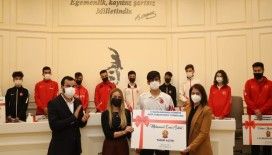 Gaziantep Büyükşehir Belediyesi başarı yakalayan sporcuları ödüllendirdi