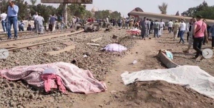 Mısır'daki tren kazasında ölü sayısı 11'e yükseldi