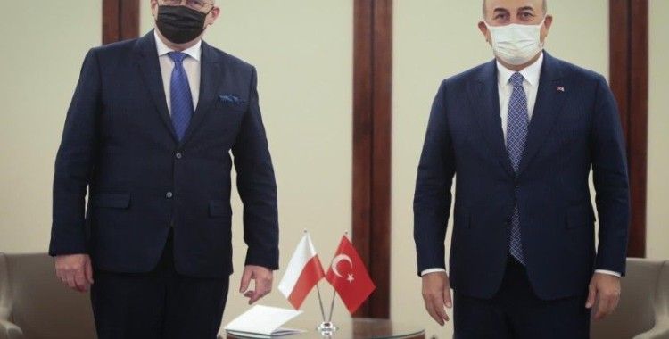 Çavuşoğlu, Polonya Dışişleri Bakanı Rau ile görüştü