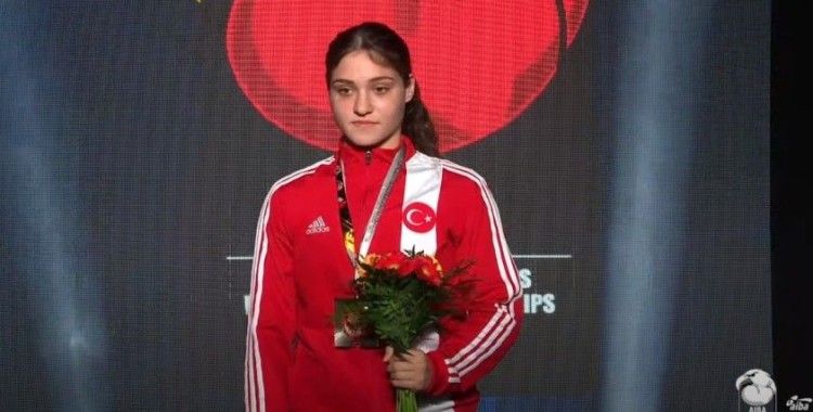 Büşra Işıldar Dünya şampiyonu oldu