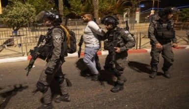 İsrail güçlerinin Kudüs'te teravih sonrası saldırısında yaralı sayısı 105'e yükseldi