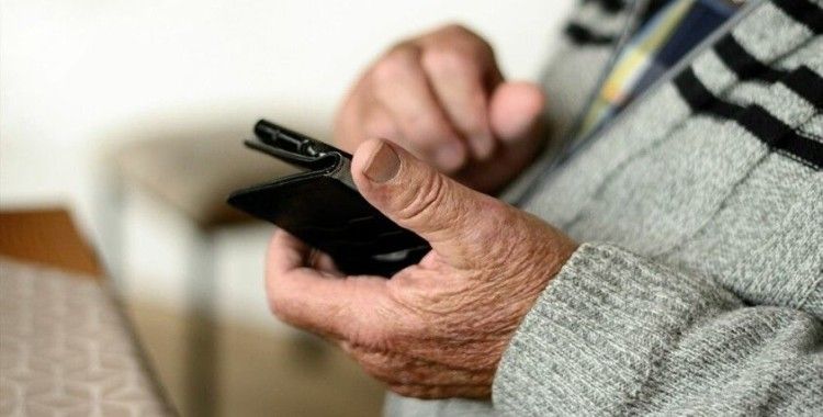 Uzmanlardan uyarı: Sahte emekli bayram ikramiyesi SMS'lerine dikkat