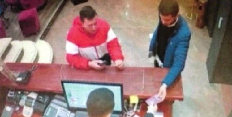 Kripto para borsası Thodex'in yöneticisi Özer, Arnavutluk'ta bir otele girerken görüntülendi