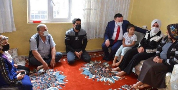 Başkan Beyoğlu, ev ziyaretlerine devam ediyor