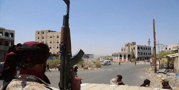 İran, Yemen'deki Husileri Suriyeli paralı askerlerle güçlendiriyor