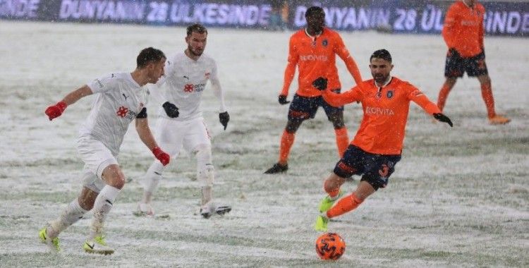 Sivasspor ile Başakşehir 26. randevuda