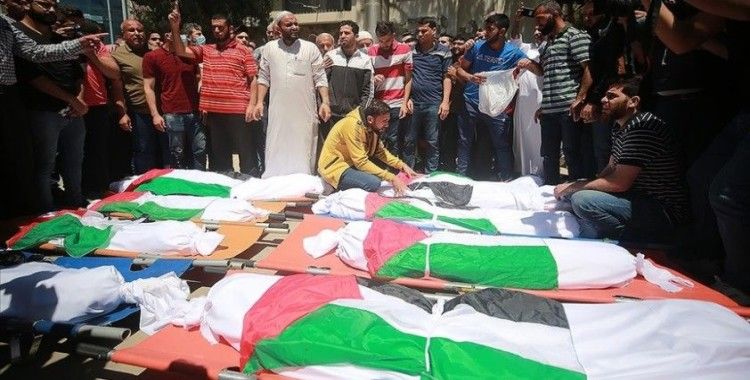 New York Times: Son 8 günde en az 61'i çocuk 232 Filistinli hayatını kaybetti