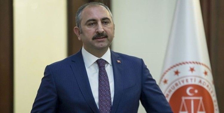 Adalet Bakanı Gül: İYİ Parti Genel Başkanını millet ve tarih huzurunda özür dilemeye davet ediyorum