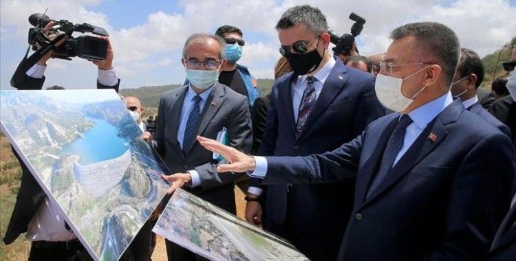 Cumhurbaşkanı Yardımcısı Oktay, KKTC Sulamaları İletim Tüneli'nde incelemelerde bulundu