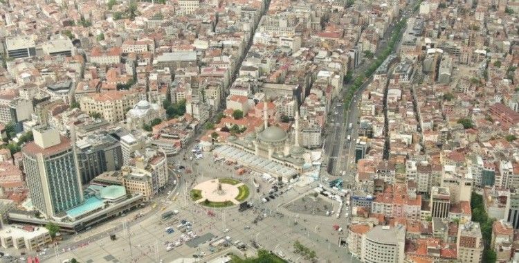 Açılışına saatler kala Taksim Camii havadan görüntülendi