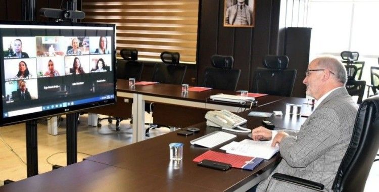 Pandemide 2 bin 710 hemşire hayatını kaybetti