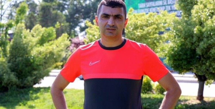 Sakaryaspor Teknik Direktörü Serdar Bozkurt istifa etti