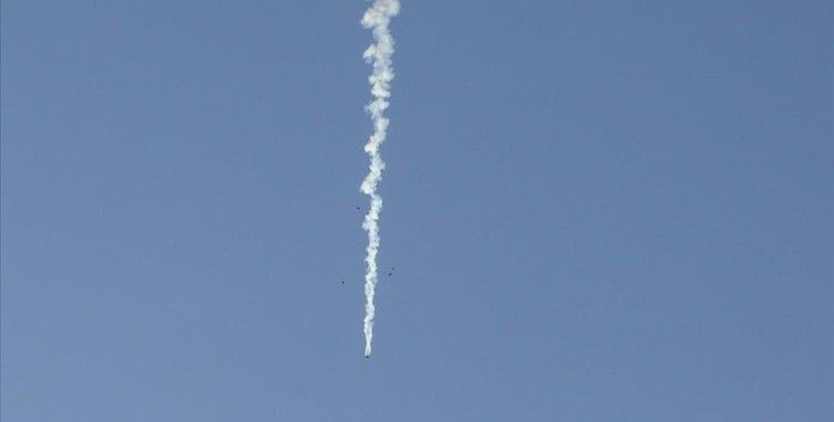 Filistin direniş güçleri, Gazze'de alçak irtifada uçan İsrail İHA'larına ateş açtı