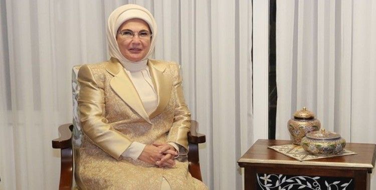 Emine Erdoğan: 'Teknolojik ilerlemeyle eş zamanlı olarak manevi ilerleme sağlayamıyoruz'