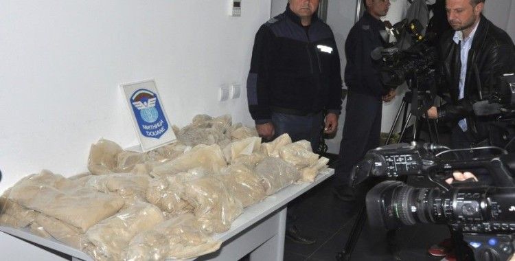 Bulgaristan'da 400 kg uyuşturucu ele geçirildi: 2 Türk vatandaşı gözaltında