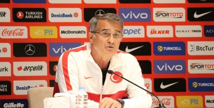 Şenol Güneş: “Açılış maçına çıkıyoruz, finale çıkmak istiyoruz”