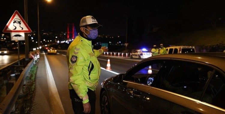 Türkiye genelinde Kovid-19 tedbirleri kapsamında sokağa çıkma kısıtlaması başladı