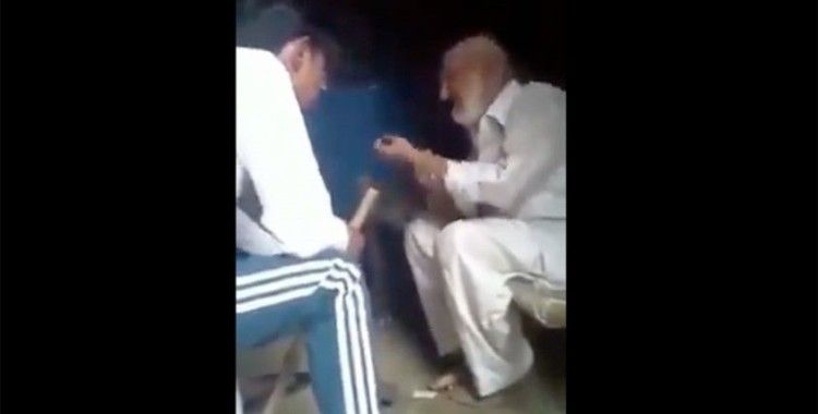 Hindistan'da yaşlı bir Müslüman'ın Hindu aşırılıkçılar tarafından darp edilmesi tepkiye yol açtı