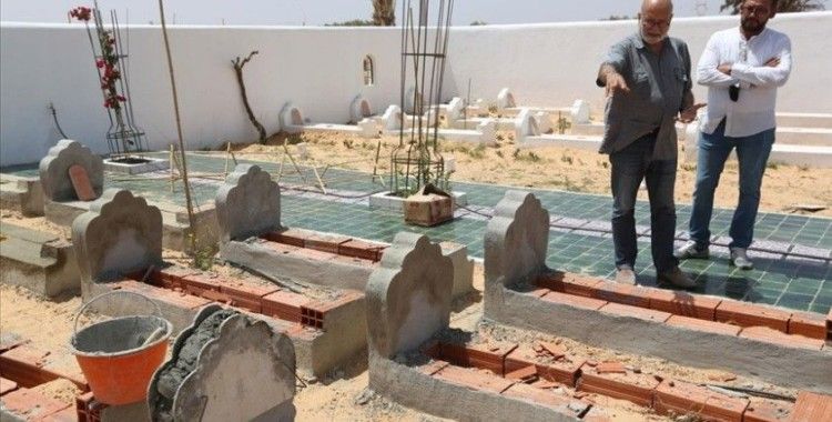 Cezayirli sanatçıdan Akdeniz'de can veren göçmenlerin insanlık onuruna saygı: Afrika Bahçesi Mezarlığı